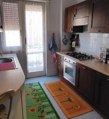 Sweet In Apartment *